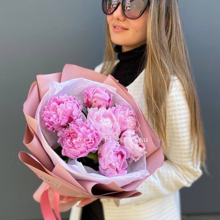 7 пионов в оформлении в Архангельске