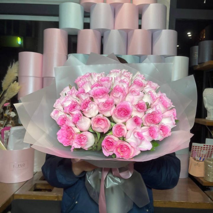  51 розовых роз в Архангельске