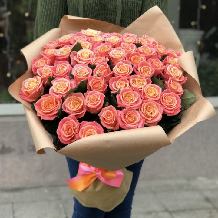 55 роз мисс пигги в Архангельске