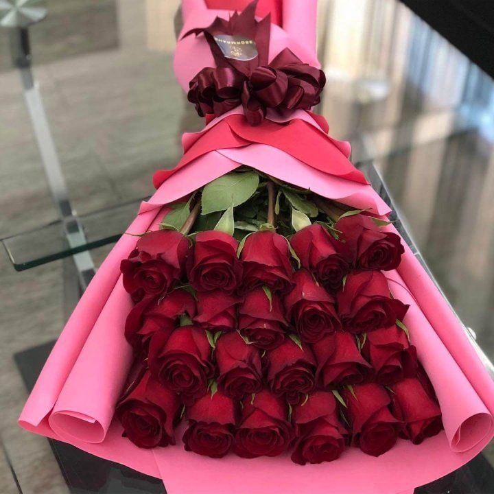 21 красная роза "Элеганс" в Архангельске