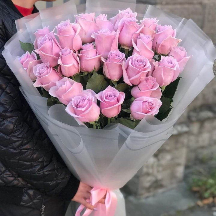 25 высоких розовых роз в Архангельске