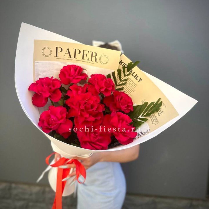 9 Красных французских роз Чико в Архангельске
