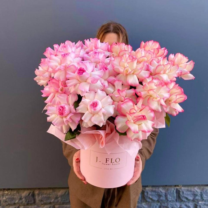 25 Французских роз микс в боксе в Архангельске