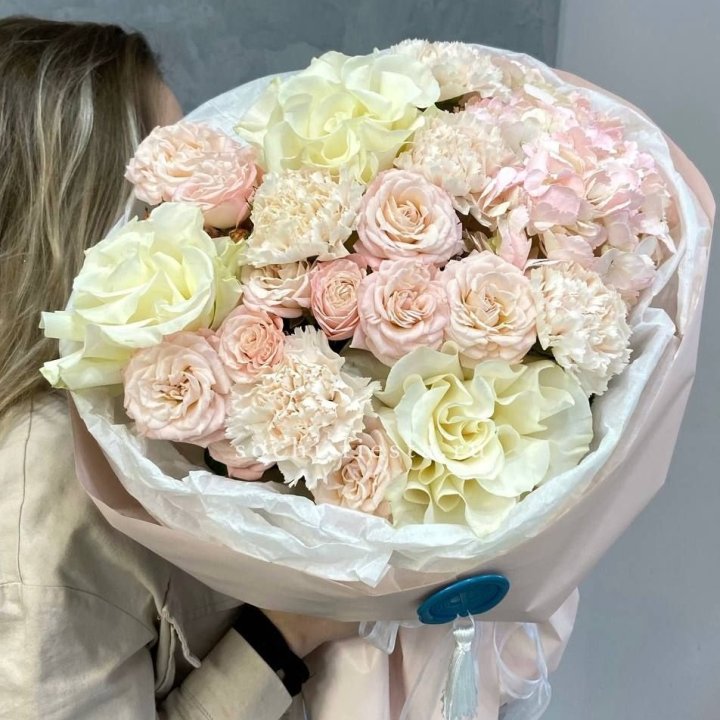 Дизайнерский букет "Джентел" в Архангельске