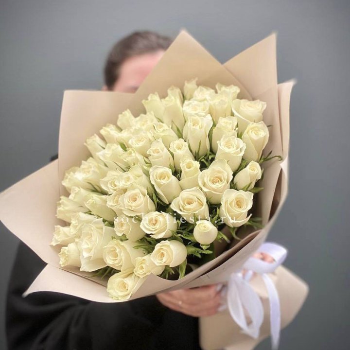51 белая кенийская роза  в Архангельске