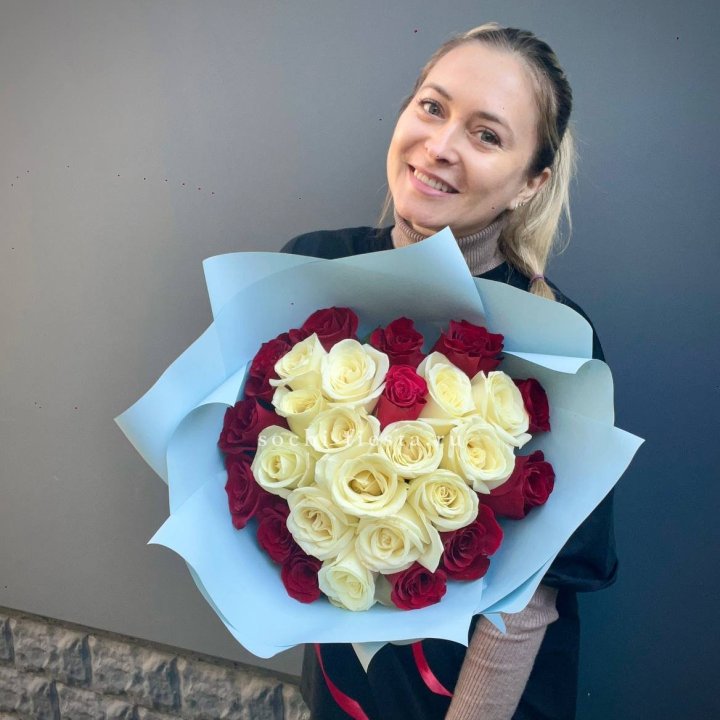 27 роз "Сердце" в Архангельске