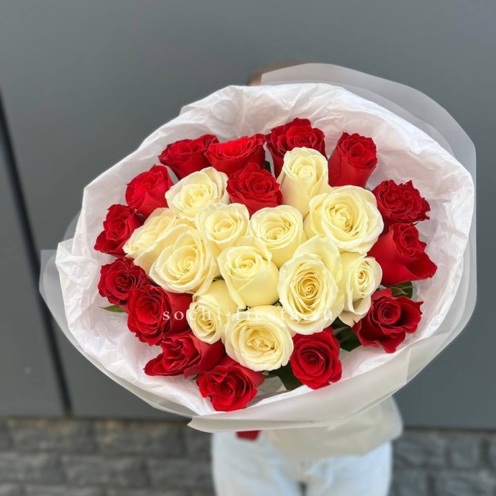 27 роз микс в Архангельске