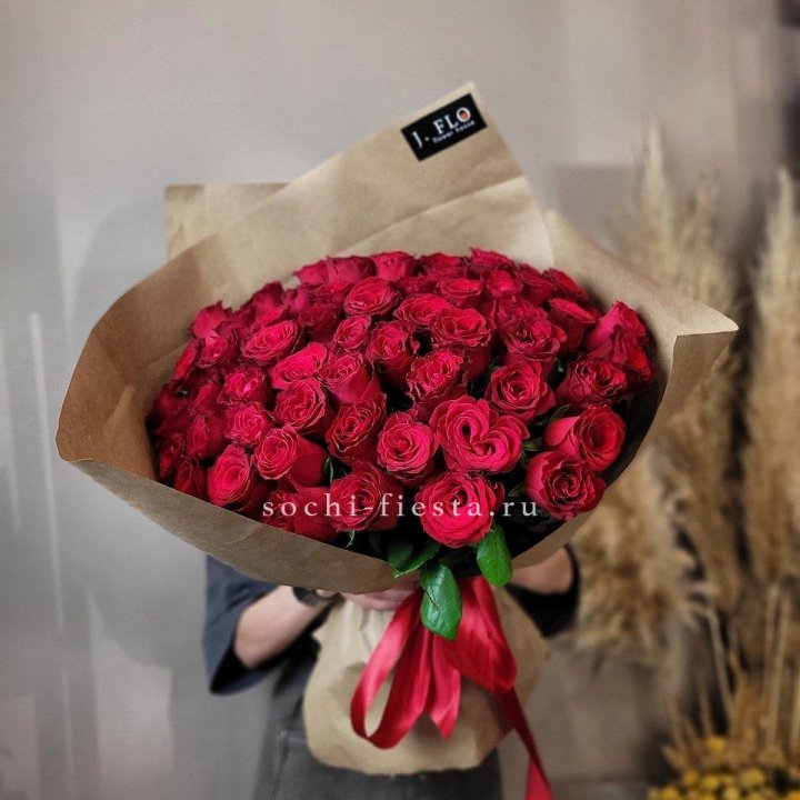 63 красных роз вайт в Архангельске
