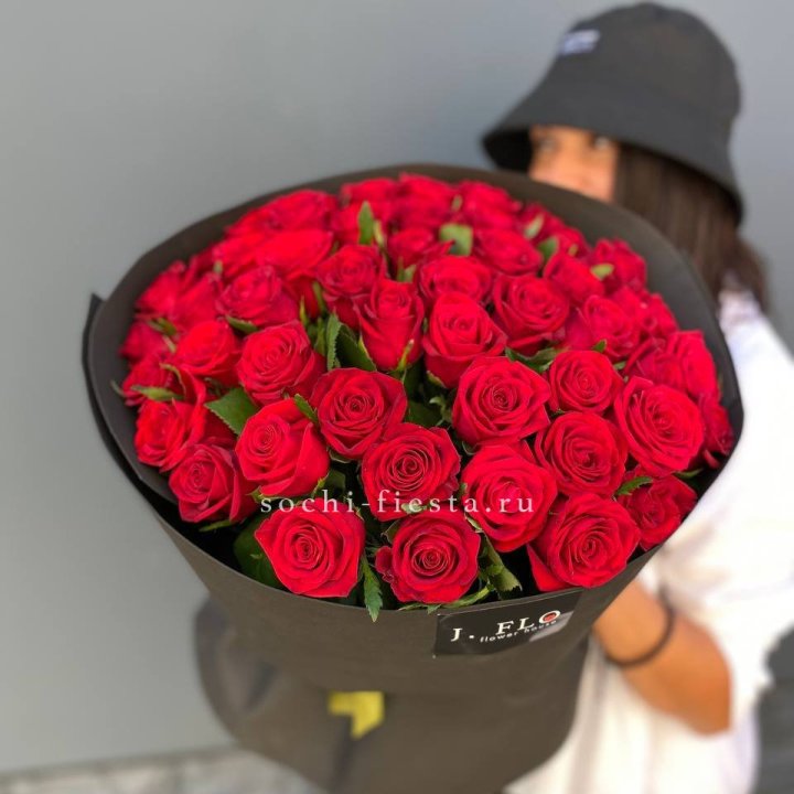 51 роза "Блек" в Архангельске