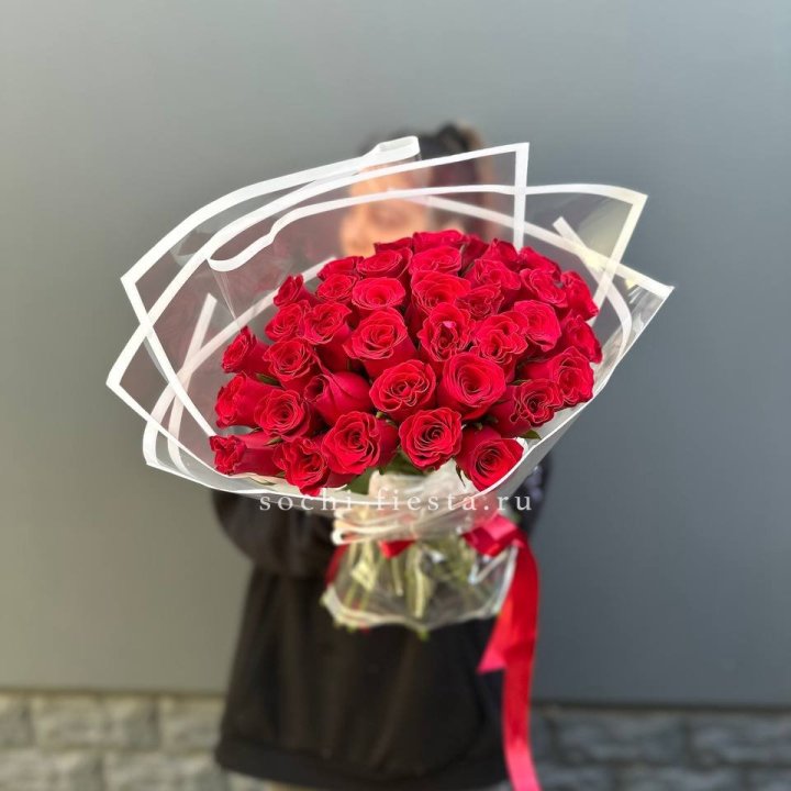 31 красная роза в Архангельске