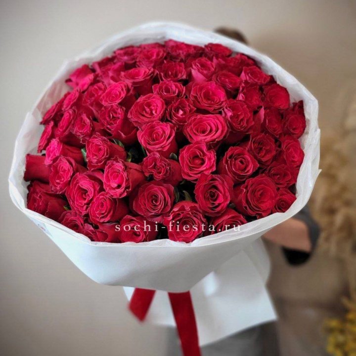 65 красных роз вайт в Архангельске