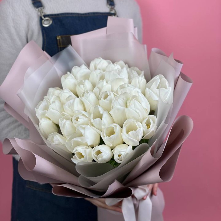 Букет белых тюльпанов "Пур-пур" в Архангельске