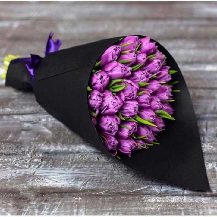 Пионовидные тюльпаны блэк в Архангельске